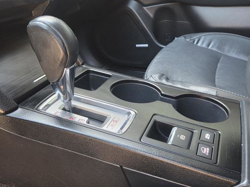 Used 2016 Subaru Outback 2.5i Limited image 57