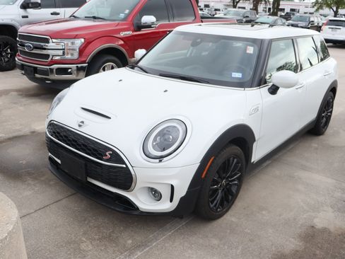 Used 2024 MINI Cooper Clubman S image 3