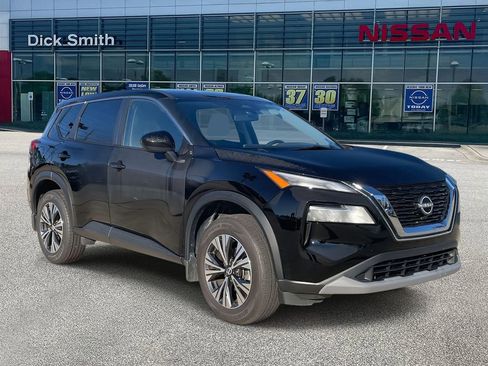 Used 2023 Nissan Rogue SV image 1