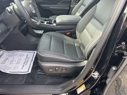 Used 2025 Buick Enclave Sport Touring w/ Super Cruise Package AWD/4WD image 19