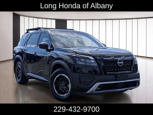 Used 2024 Nissan Pathfinder Rock Creek AWD/4WD image 5