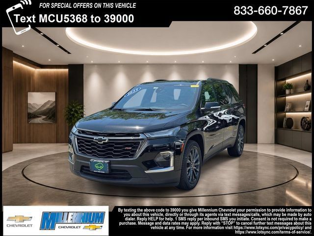 Used 2023 Chevrolet Traverse RS AWD/4WD image 1