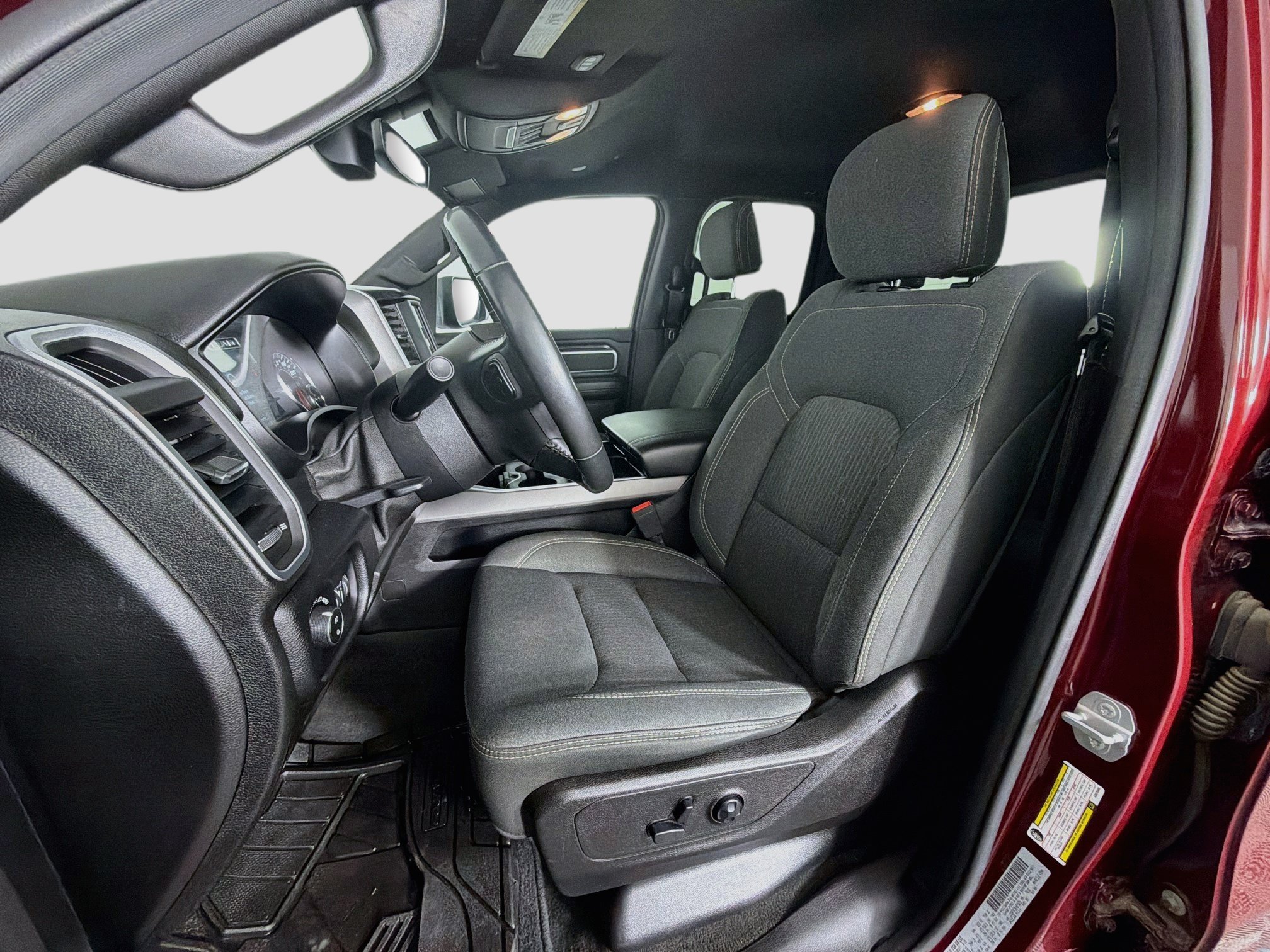Used 2019 RAM 1500 Big Horn AWD/4WD image 13