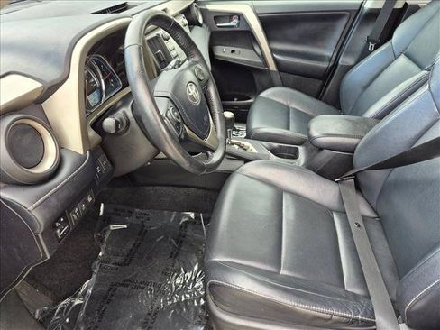 Used 2013 Toyota RAV4 Limited AWD/4WD image 12