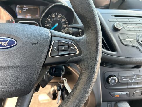 Used 2017 Ford Escape S FWD image 22