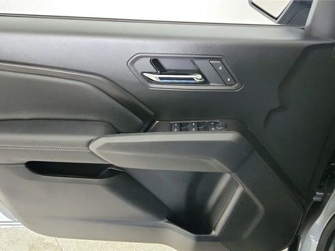 New 2025 Chevrolet Colorado LT w/ LT Convenience Package image 34