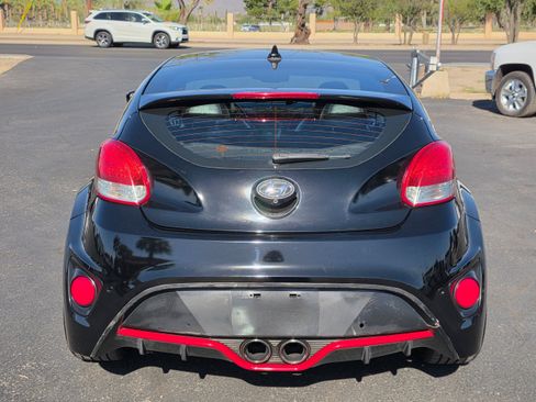 Used 2015 Hyundai Veloster Turbo w/ Option Group 04 FWD image 4