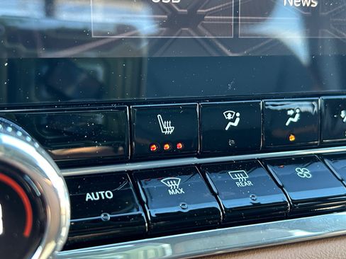 New 2026 GMC Canyon AT4 image 24