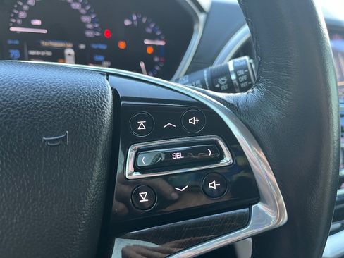Used 2016 Cadillac SRX Luxury w/ Driver Awareness Package FWD image 20