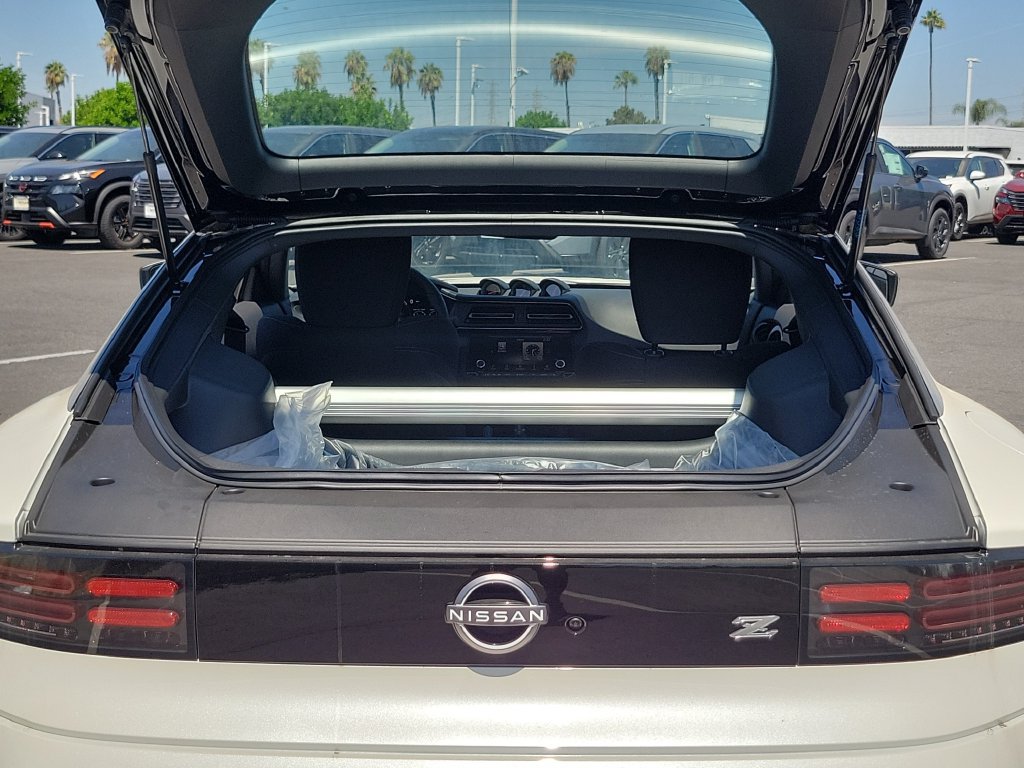 New 2027 Nissan Z Performance w/ Essentials Package (Sport) RWD image 13