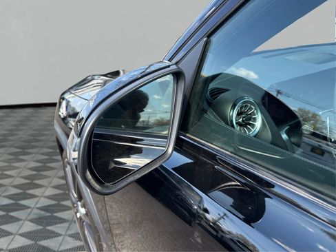 Used 2023 Mercedes-Benz GLB 35 AMG 4MATIC image 25