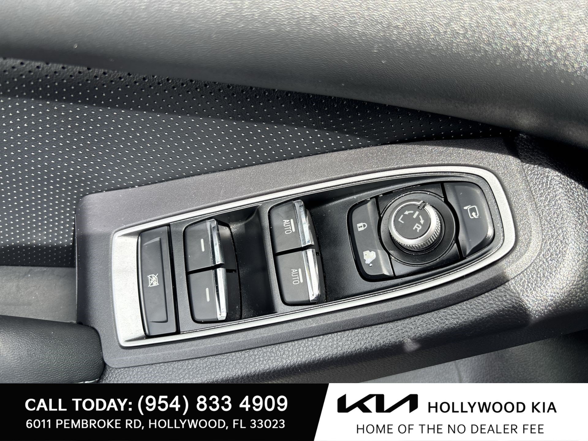 Used 2024 Subaru Ascent Touring AWD/4WD image 15