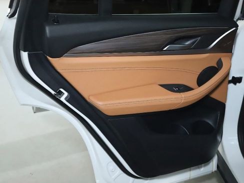 Used 2019 BMW X3 xDrive30i w/ Premium Package image 13