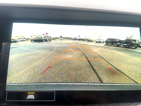 Used 2022 Buick Envision Essence w/ Sport Touring Package image 6