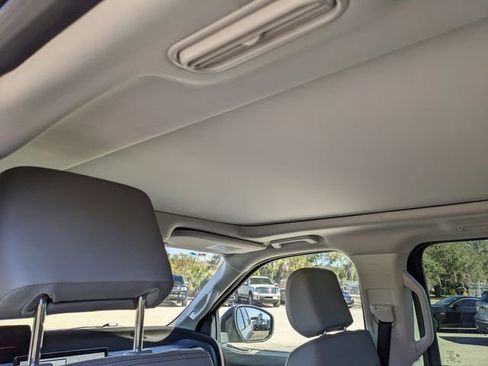 Certified 2025 Ford Expedition Active image 20