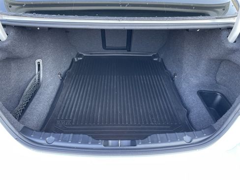 Used 2013 BMW M5 RWD image 47