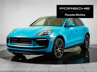 Certified 2023 Porsche Macan video 1