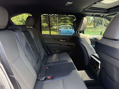 Used 2025 Lexus LX 700h Overtrail w/ Accessory Package (Z1) AWD/4WD image 16