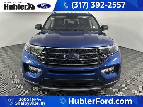 Used 2023 Ford Explorer XLT w/ Equipment Group 202A AWD/4WD image 3