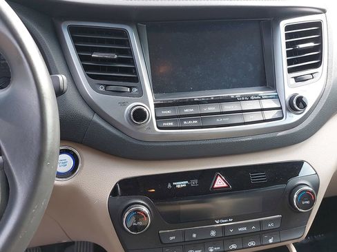 Used 2017 Hyundai Tucson SE Plus FWD image 20