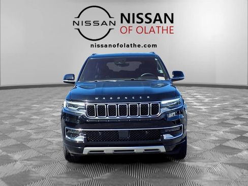 Used 2024 Jeep Wagoneer L Series II w/ Flexible Seating Group AWD/4WD image 33