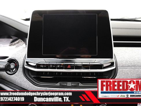 New 2026 Jeep Compass Latitude image 20