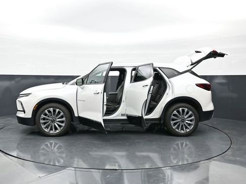 Used 2024 Chevrolet Blazer Premier w/ Driver Confidence II Package image 46