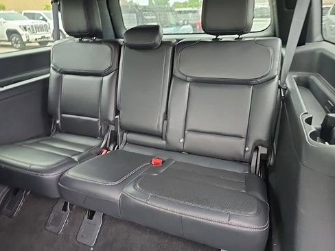 Used 2025 Ford Expedition Max Platinum w/ Stealth Appearance Package AWD/4WD image 19