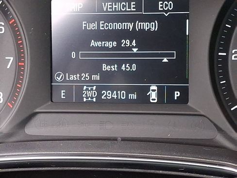 Certified 2023 Chevrolet TrailBlazer LT w/ Convenience Package AWD/4WD image 21
