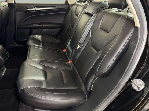 Used 2017 Ford Fusion Titanium AWD/4WD image 24