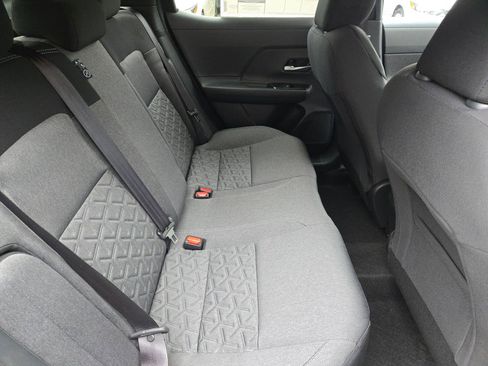 New 2026 Nissan Kicks SV image 18