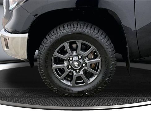 Used 2021 Toyota Tundra SR5 w/ Trail Edition AWD/4WD image 33