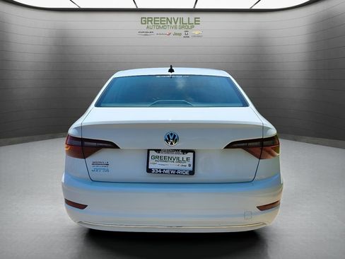 Used 2021 Volkswagen Jetta S image 5