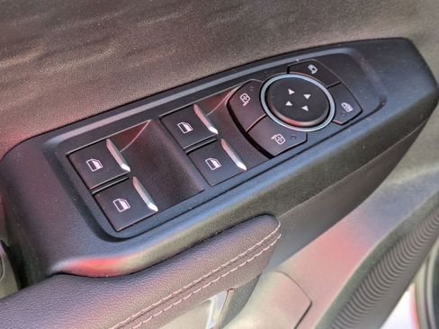 Used 2024 Ford Ranger XLT w/ FX4 Off-Road Package image 13