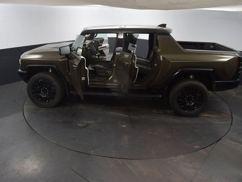 New 2025 GMC Hummer EV 2X image 55
