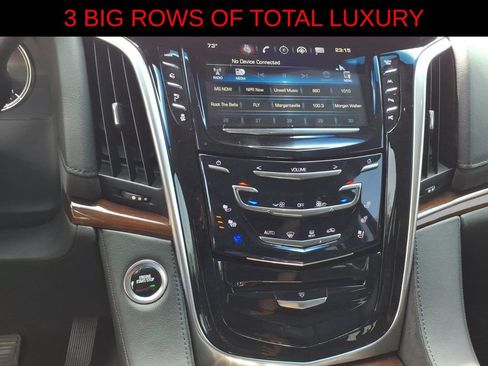 Used 2019 Cadillac Escalade ESV Luxury AWD/4WD image 24
