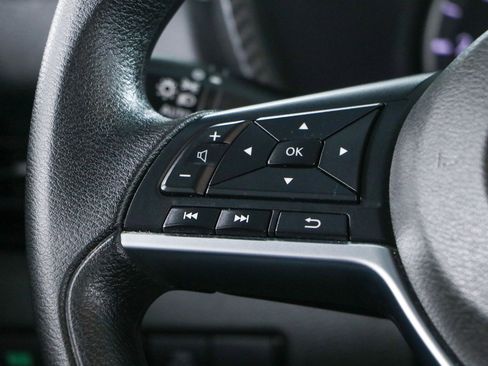 Used 2024 Nissan Sentra SV FWD image 13