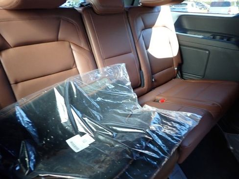 New 2025 Lincoln Navigator Reserve image 14