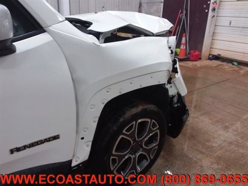 Used 2016 Jeep Renegade Limited image 15
