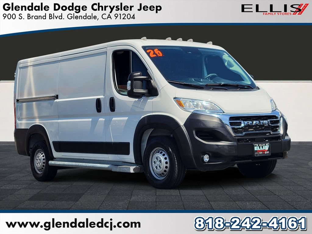 Used 2025 RAM ProMaster 2500 w/ U-Haul Equipment Group FWD image 1