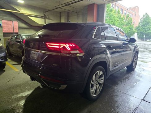 Used 2020 Volkswagen Atlas Cross Sport SEL AWD/4WD image 5
