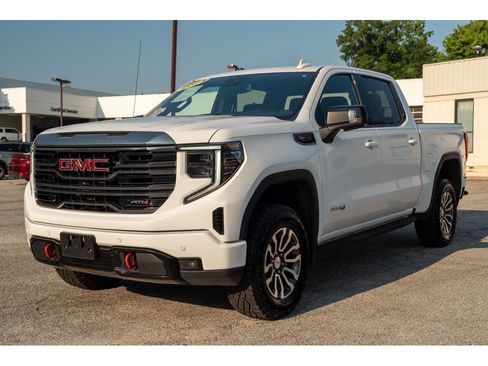 Used 2023 GMC Sierra 1500 AT4 AWD/4WD image 4