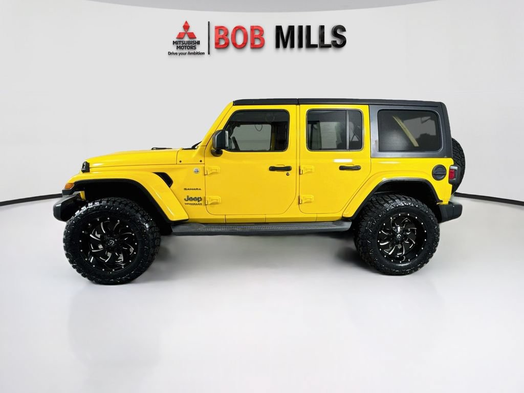Used 2020 Jeep Wrangler Unlimited Sahara AWD/4WD image 4