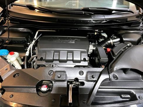 Used 2014 Honda Odyssey Touring Elite image 10