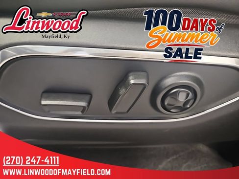 Used 2022 Jeep Wagoneer Series III w/ Premium Group I AWD/4WD image 20