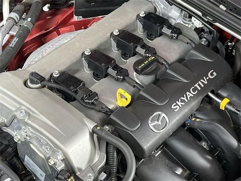 Used 2020 MAZDA MX-5 Miata RF Club image 16