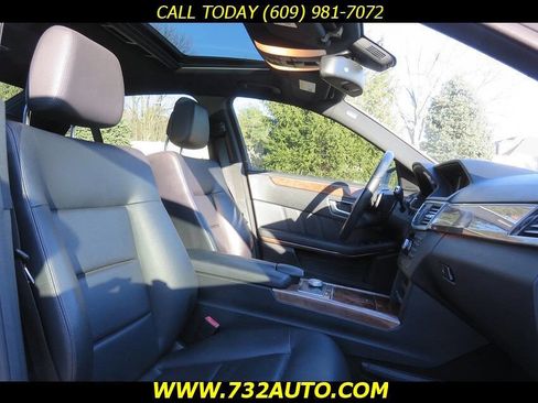Used 2012 Mercedes-Benz E 350 4MATIC Sedan image 7