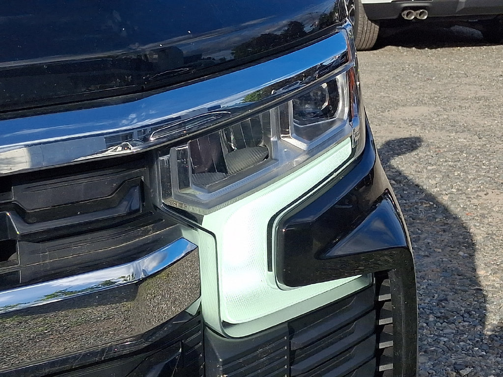 Used 2024 Chevrolet Silverado 1500 LT AWD/4WD image 36