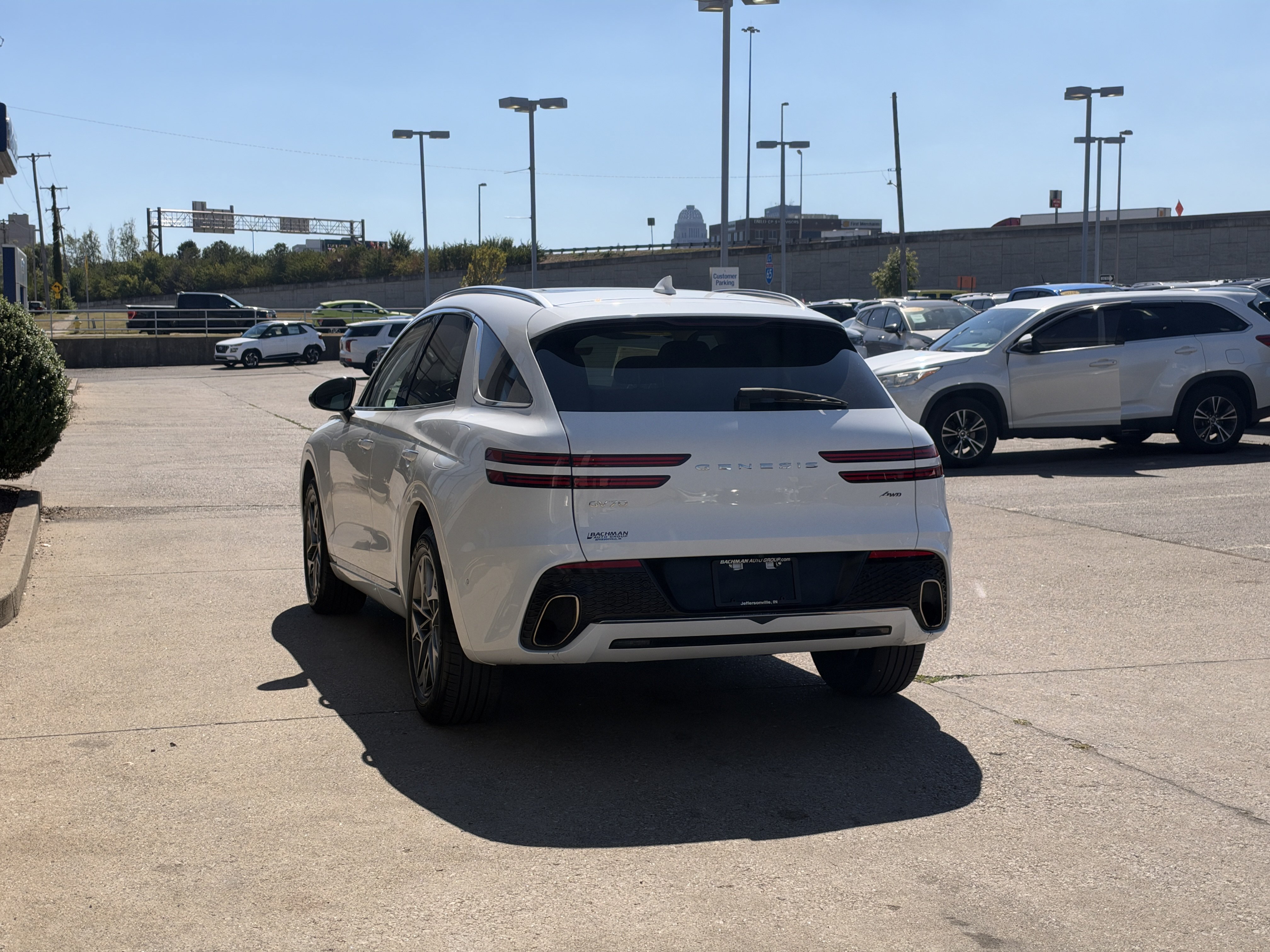 Used 2022 Genesis GV70 2.5T w/ Advanced Package AWD/4WD image 7