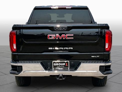 Used 2025 GMC Sierra 1500 SLT AWD/4WD image 5